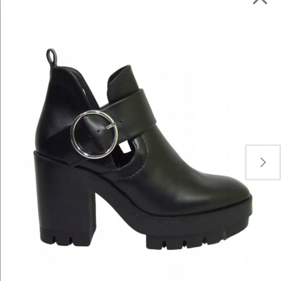Zara Shoes - {Zara} Track Sole Leather Ankle Boots